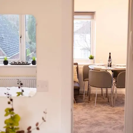 Walnut Flats: Stylish Oxford-Area Apartment with Netflix Kidlington Exterior photo