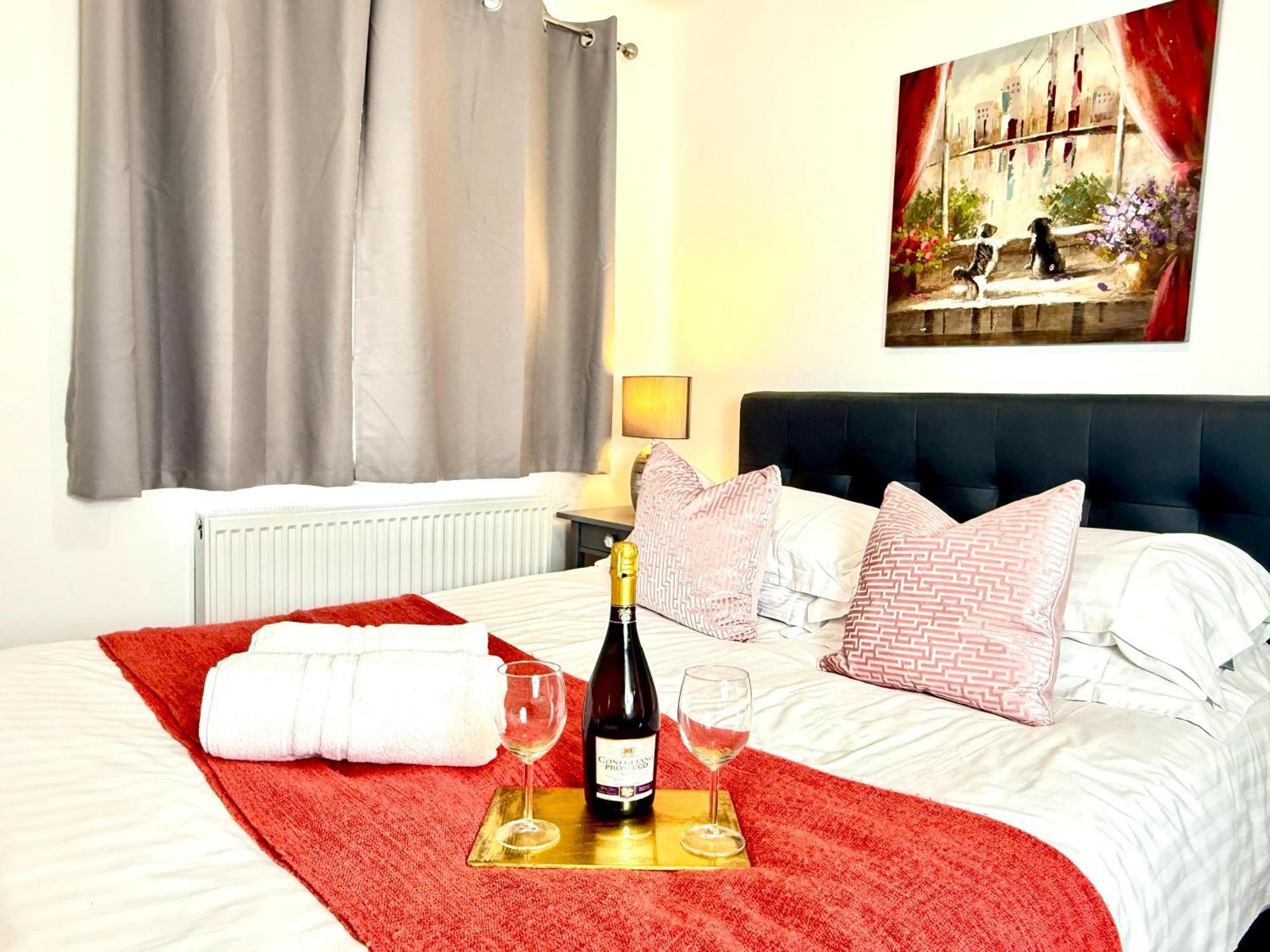Apartment Walnut Flats: Stylish Oxford-area With Netflix Kidlington
