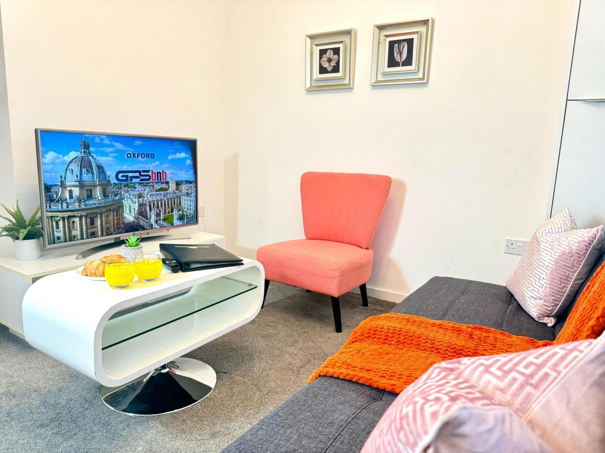 Apartment Walnut Flats: Stylish Oxford-area With Netflix *