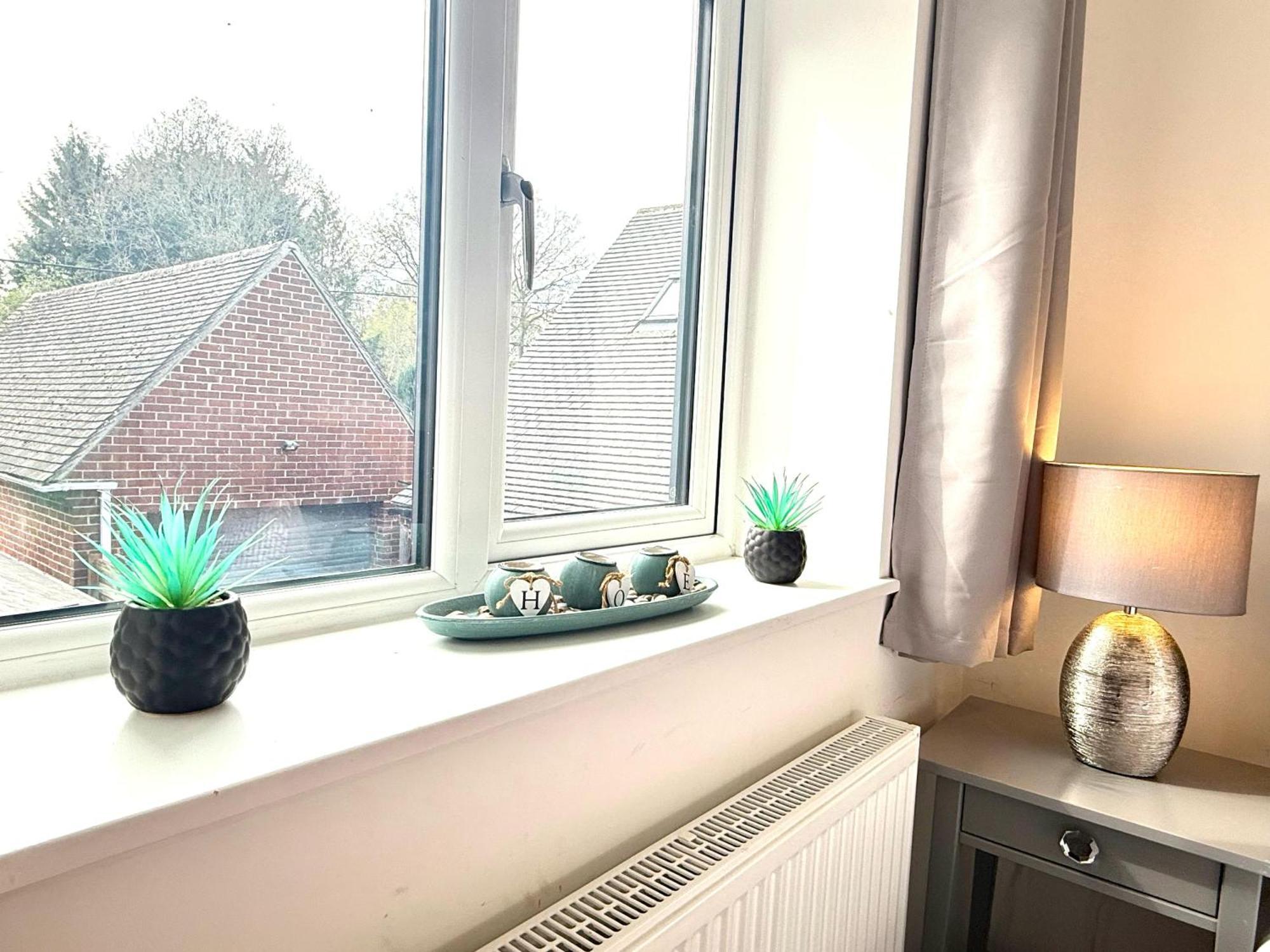 Walnut Flats: Stylish Oxford-area With Netflix Apartment